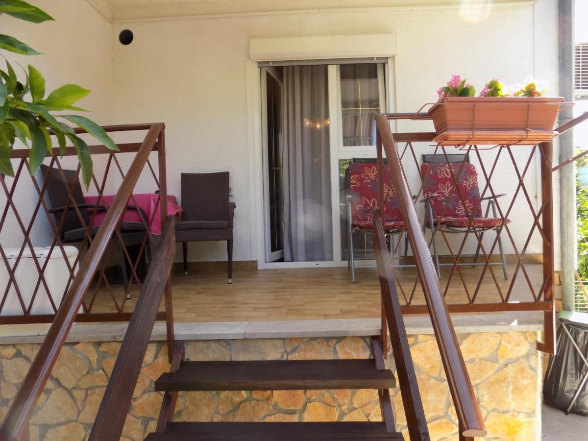 Oriella Apartmans And Room Novigrad Istria Εξωτερικό φωτογραφία