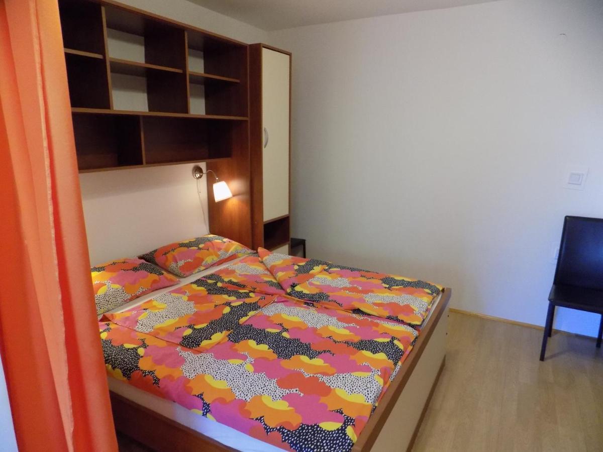 Oriella Apartmans And Room Novigrad Istria Εξωτερικό φωτογραφία